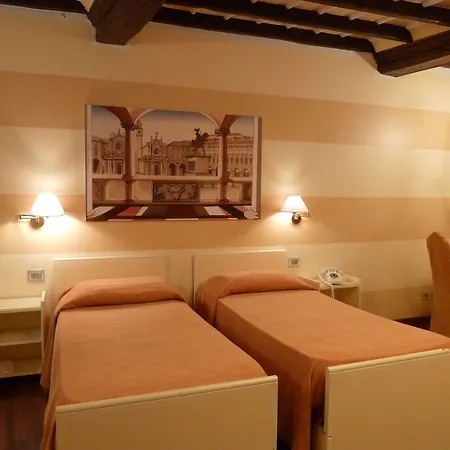 Antica Dogana 3* تورينو