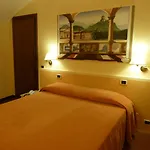 מלון Antica Dogana 3*